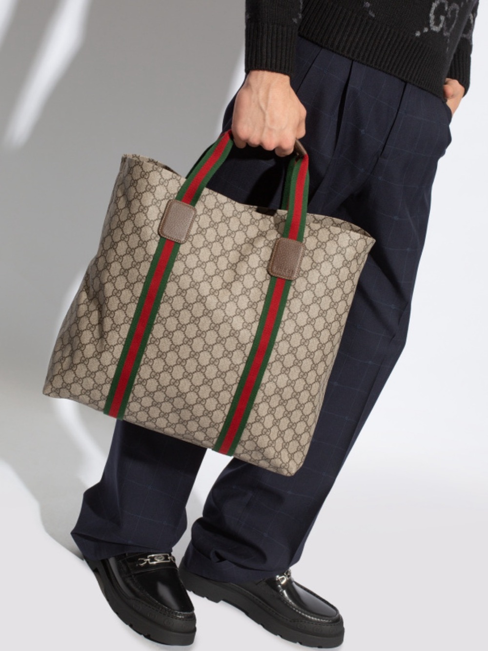 GUCCI Tender GG logo web stripe shopper tote bag - Picture 2 of 6